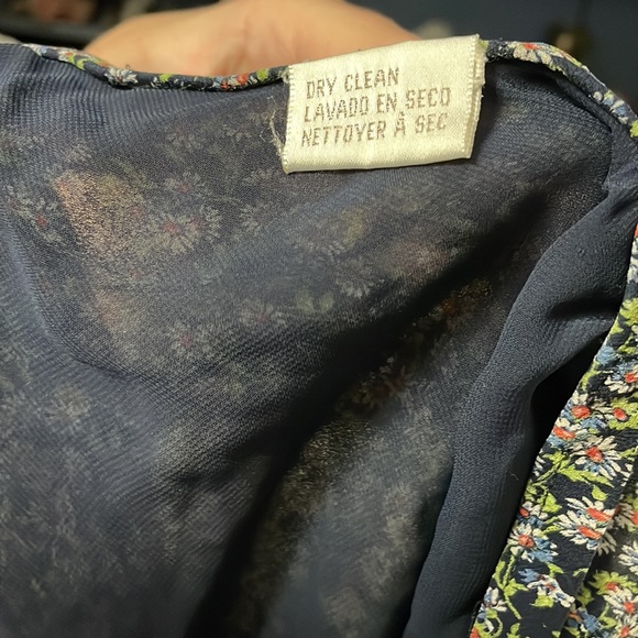 Floral patterned knee-length skirt (slip) - Picture 3 of 3